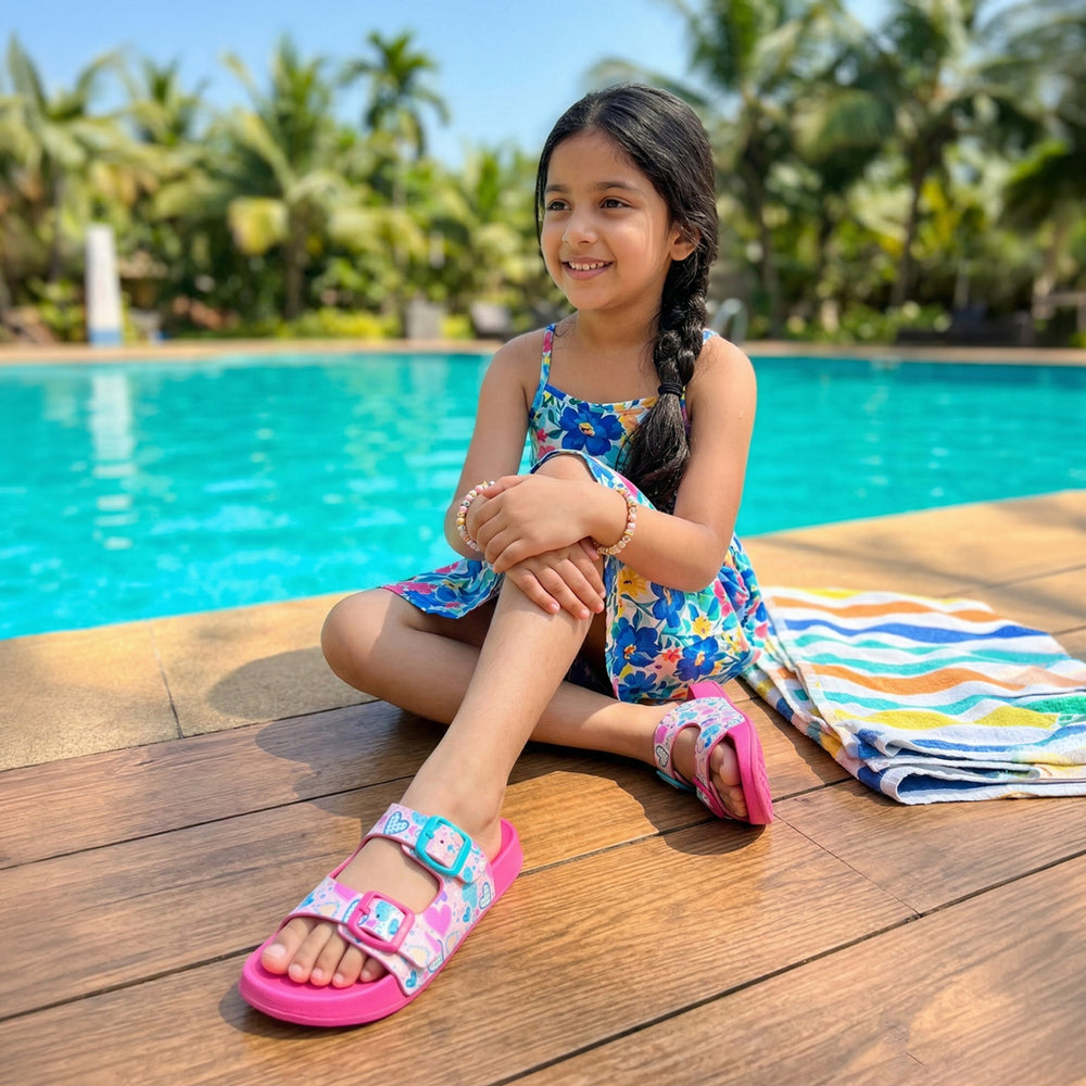 Splash-Steps Peach Hearts Printed Waterproof Sandal - Hopits