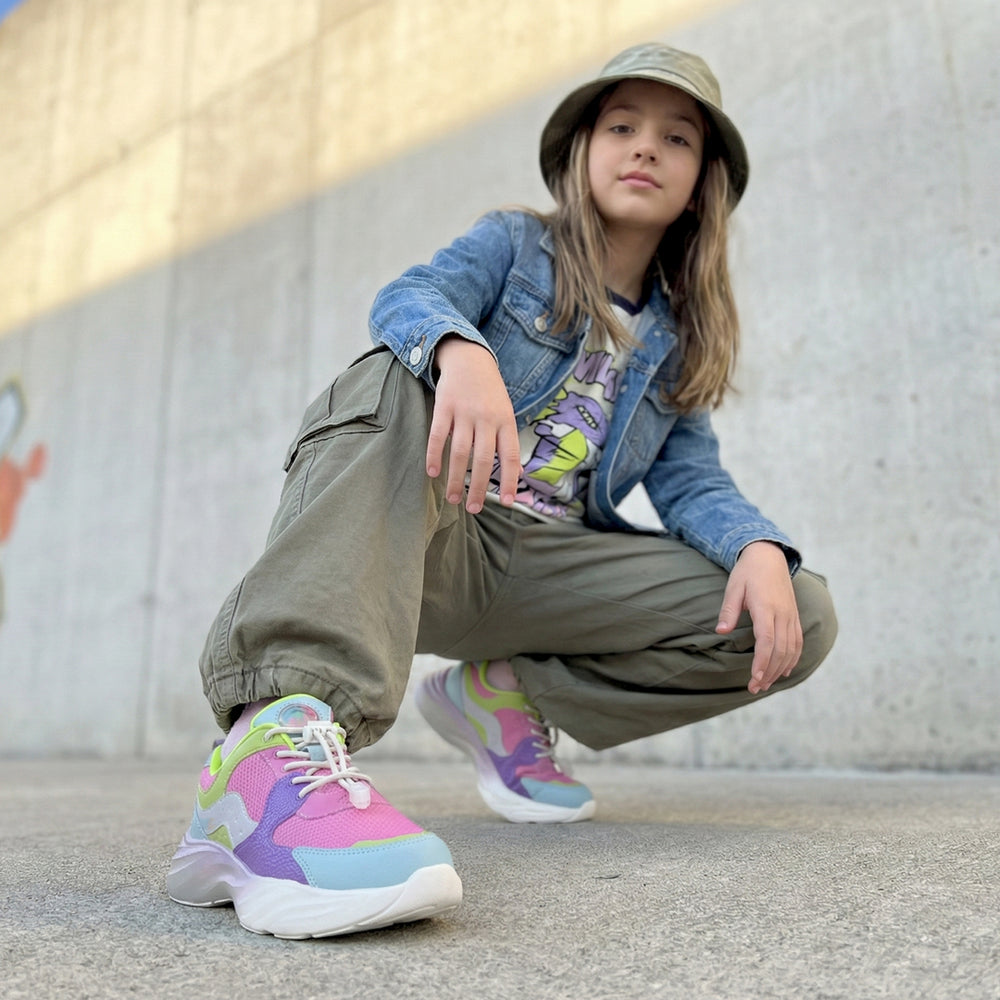 Splash Kicks Pink Neon Green Sneakers With Snap-Lock - Hopits