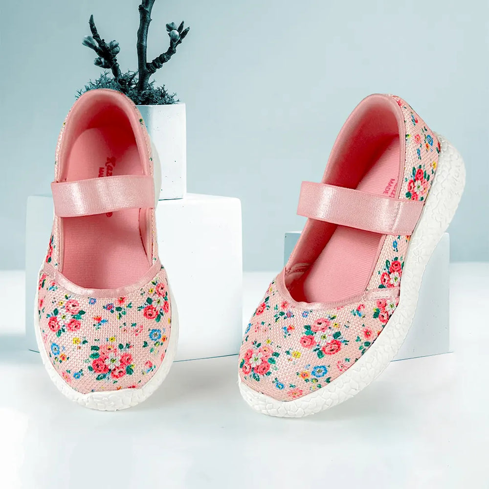 Trotter Girls Peach Floral Ballerinas