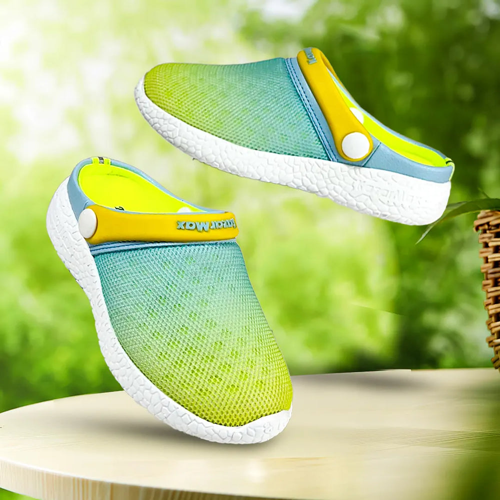 Wanderer Kids Lemon Turquoise Clogs (Kids)